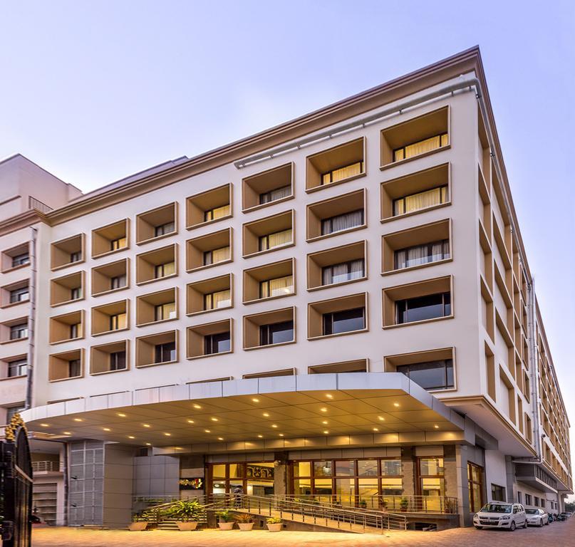 Hotel Saptagiri Haidarábád Kültér fotó