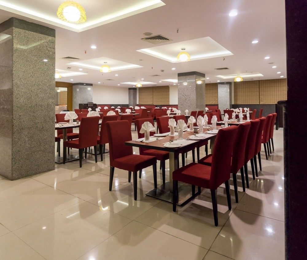 Hotel Saptagiri Haidarábád Kültér fotó