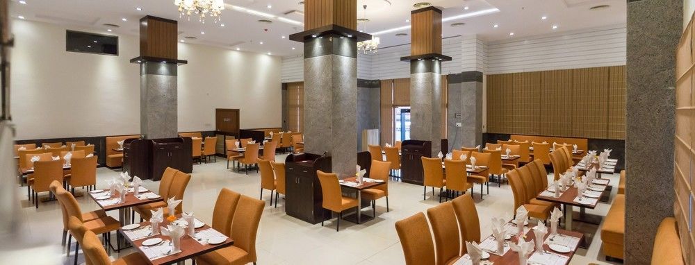 Hotel Saptagiri Haidarábád Kültér fotó