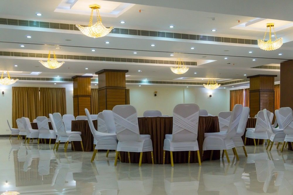 Hotel Saptagiri Haidarábád Kültér fotó